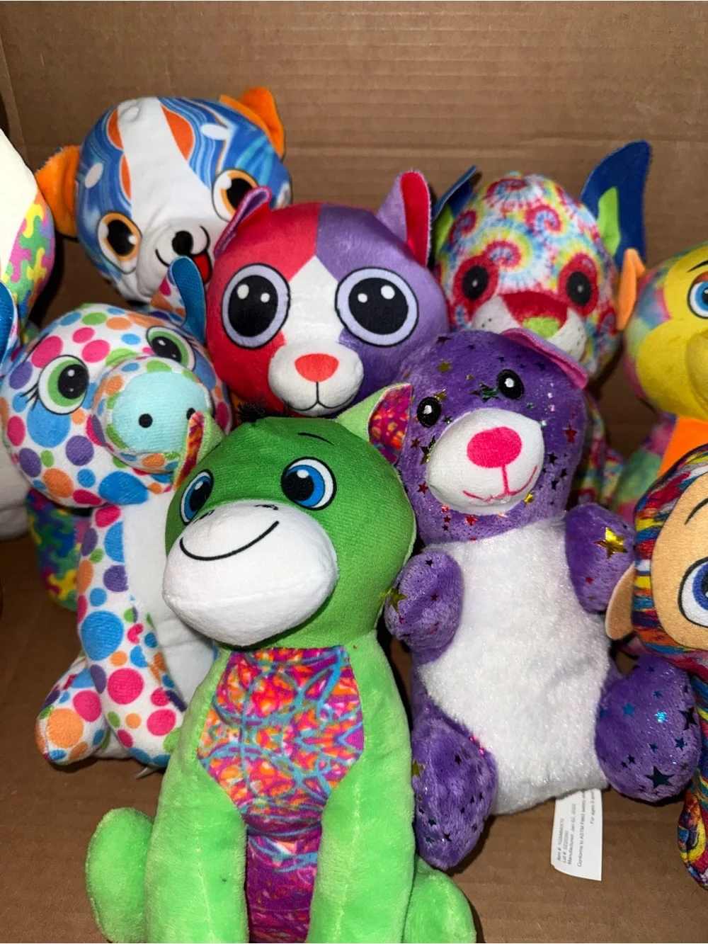 13 lightweight plush Cat Monkey Pig Lion 8” & 11” A28